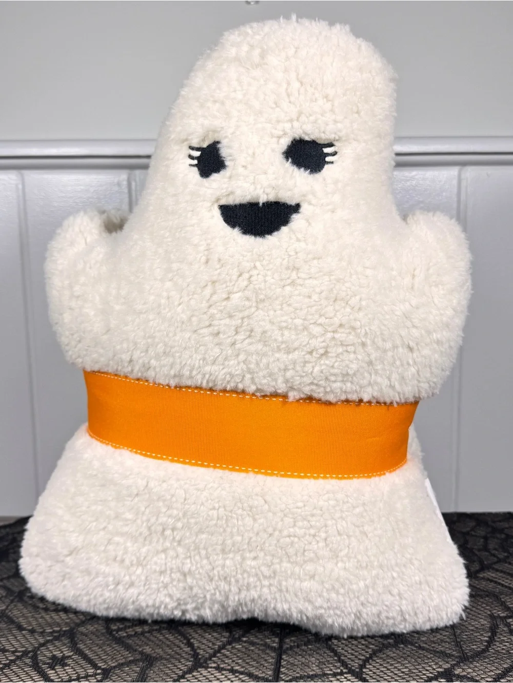 NEW Novogratz Ghost Sherpa Halloween Pillows